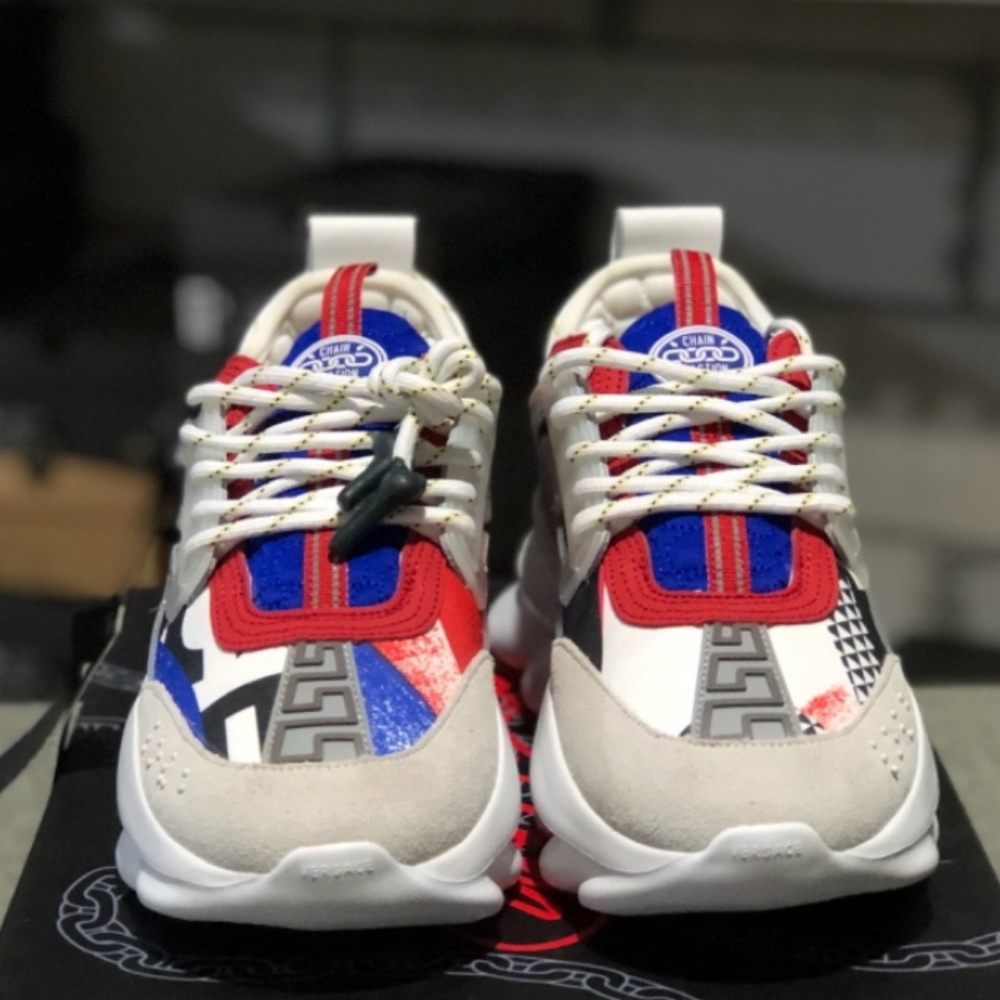 Versace  Chain reactions